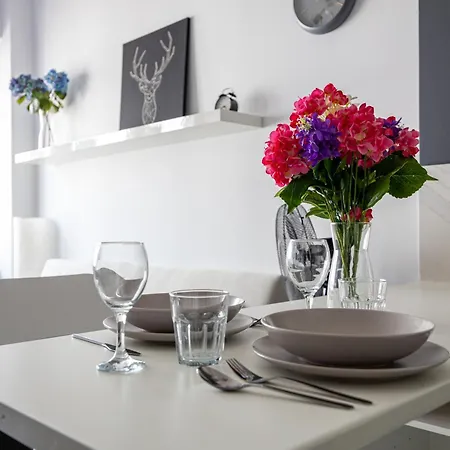 Apartament Praga - Zoo, Metro Nearby - By Rentujemy *