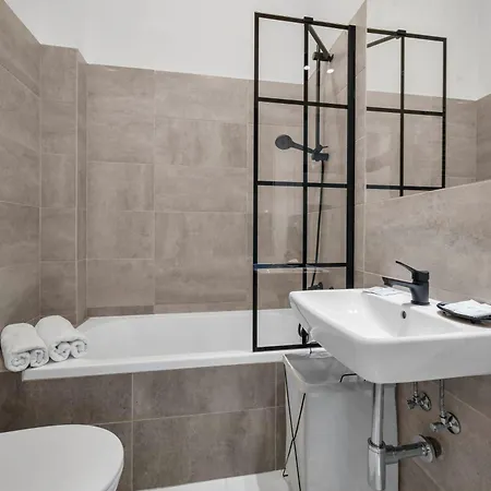 Apartamento Praga - Zoo, Metro Nearby - By Rentujemy